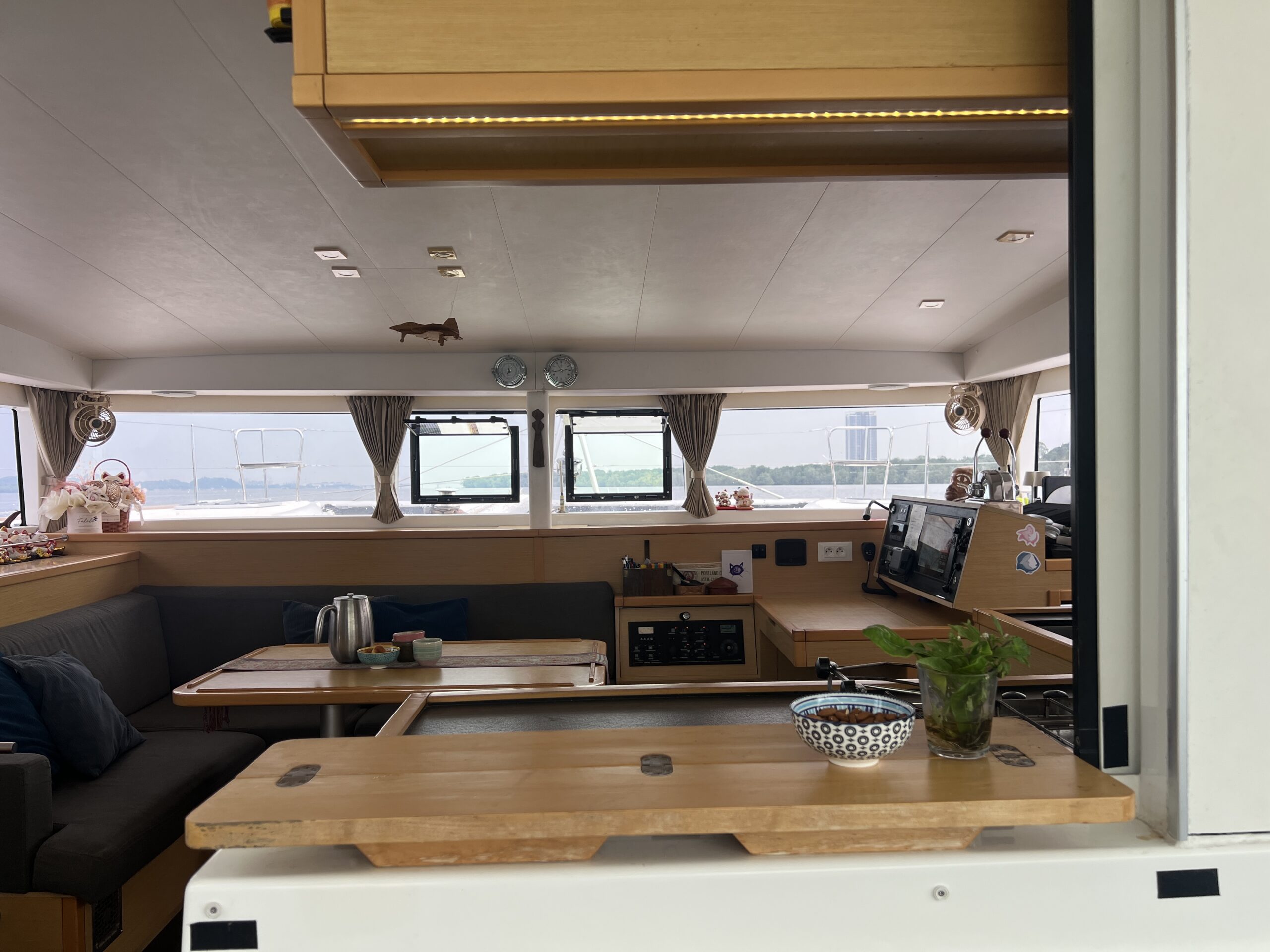 Elsa — 2017 Lagoon 400 S2 catamaran