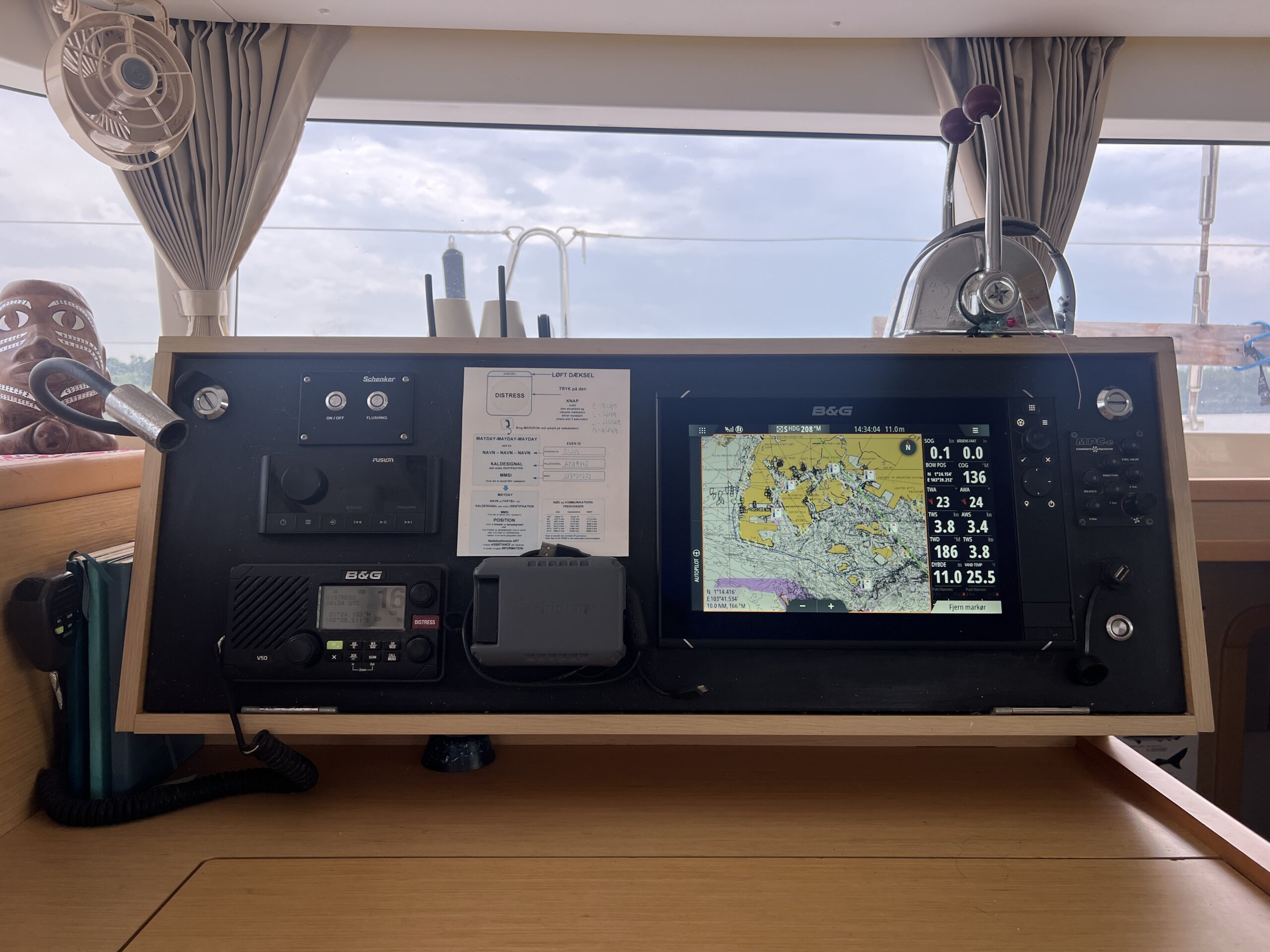 Elsa — 2017 Lagoon 400 S2 catamaran