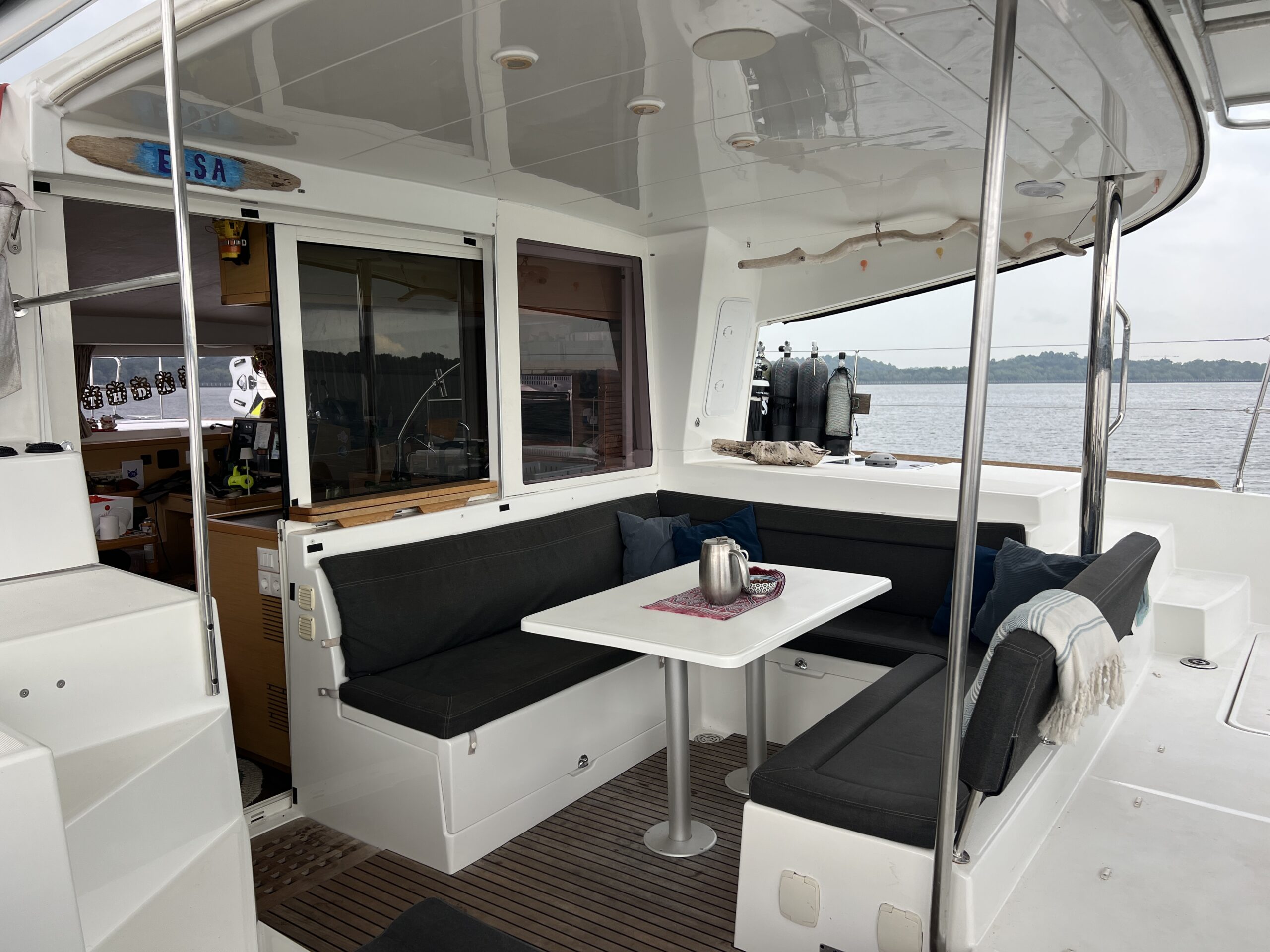 Elsa — 2017 Lagoon 400 S2 catamaran
